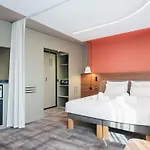 Novotel Centre 호텔