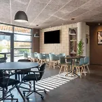 호텔 Novotel Centre 4*
