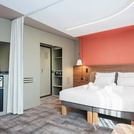 Hotel Novotel Centre 4*