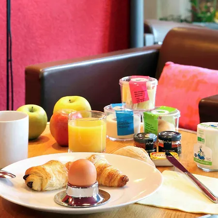 Novotel Centre Hotel