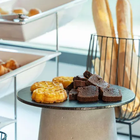 أجنحة نوفوتيل Centre 4*