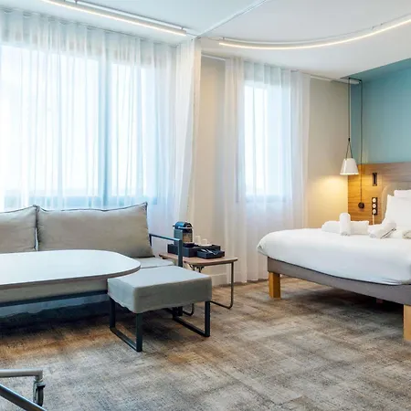 Hotel Novotel Centre 4*