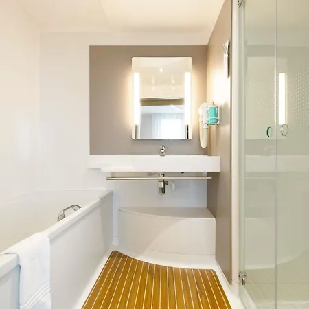 Novotel Centre 4*