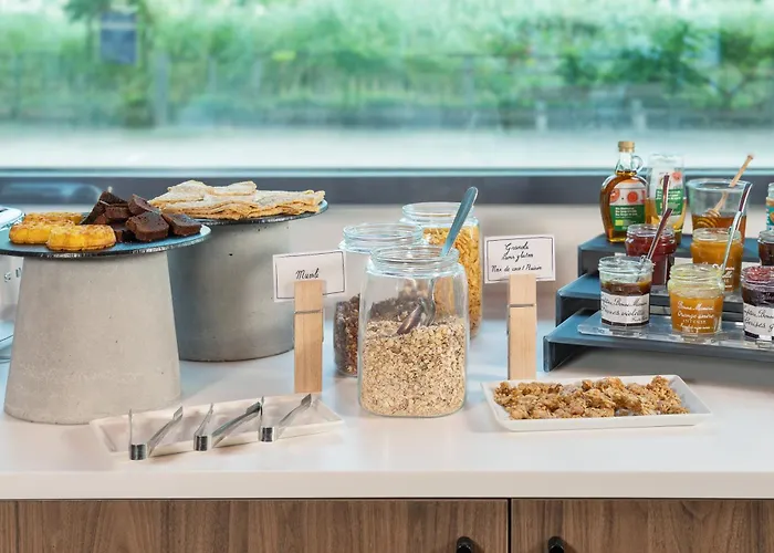 Novotel Centre Hotel 4*