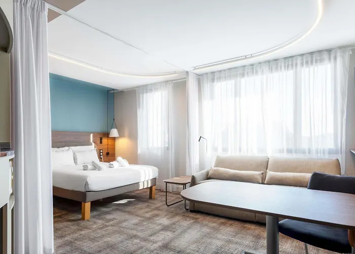 فندق أجنحة نوفوتيل Centre