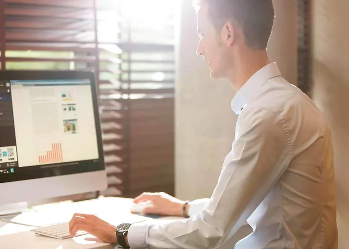 Novotel Centre Hotel