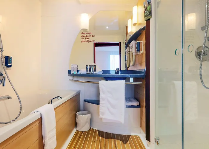 أجنحة نوفوتيل Centre