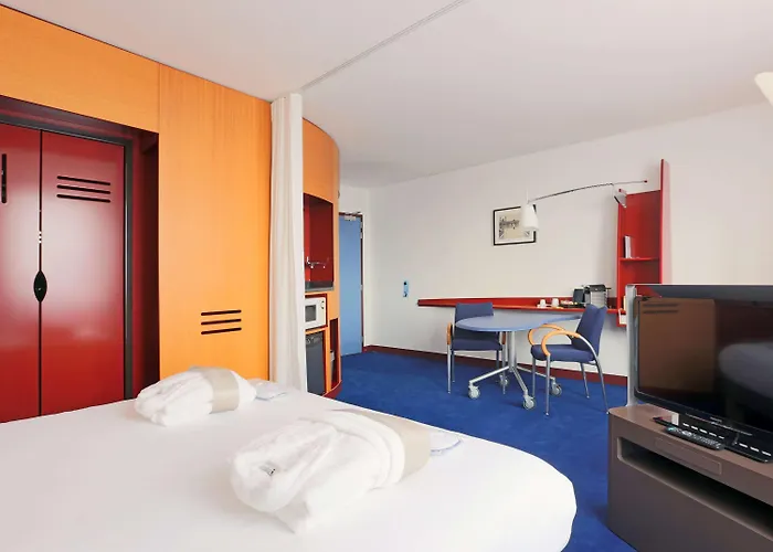 فندق أجنحة نوفوتيل Centre