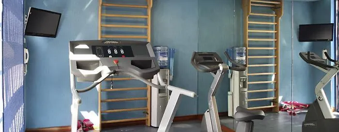 فندق أجنحة نوفوتيل Centre 4*